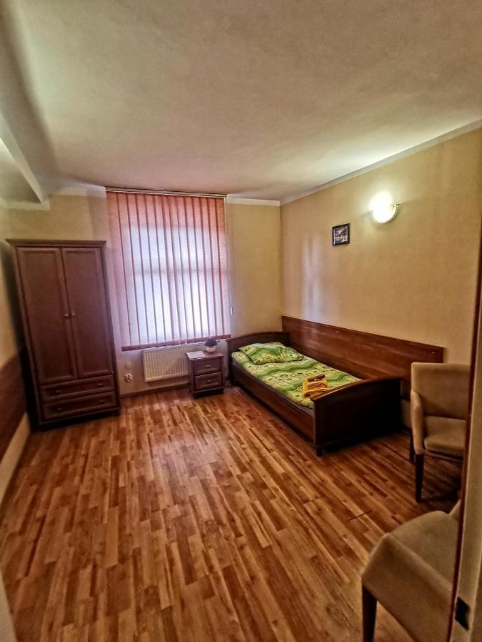 "Aleksandrowka" Restauracja I Noclegi Horyniec 외부 사진